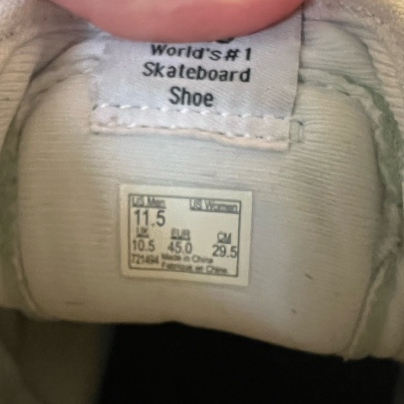 Vans ultra cush! Comfy. wore twice. - Picture 2 of 7